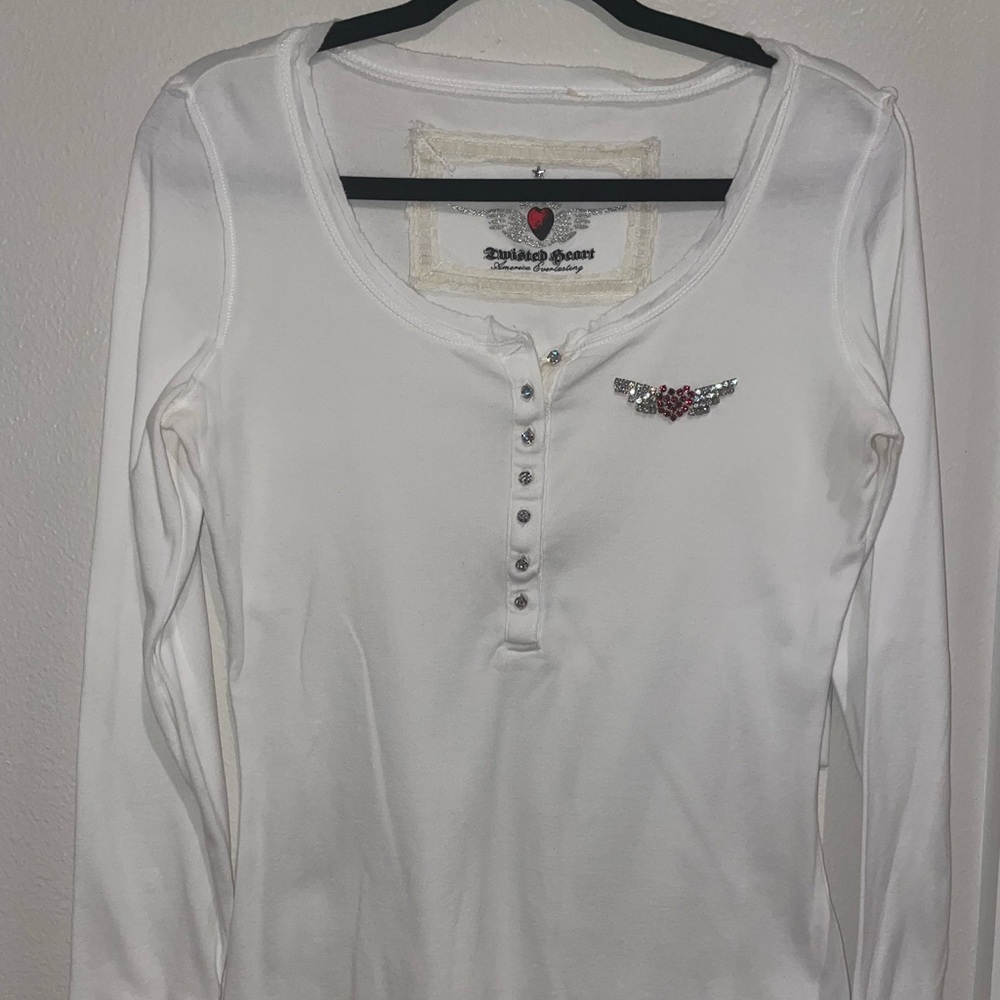 White great quality Twisted heart long sleeve shirt